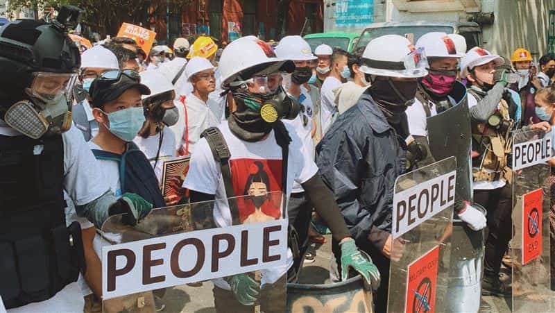 【國際】緬甸軍政變 已超過100多名員警拒絕暴力鎮壓殺戮人民 加入反軍方陣營