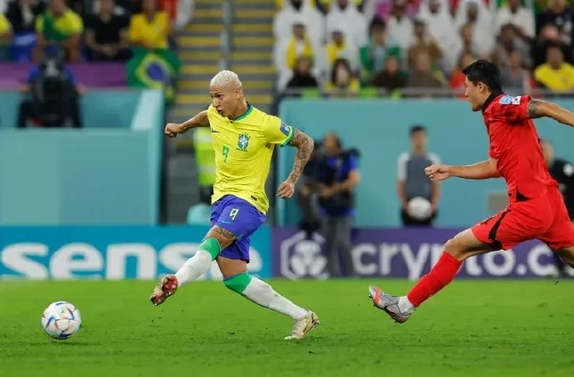 世界杯》內馬爾進球小熊傳射 巴西4-1輕取韓國