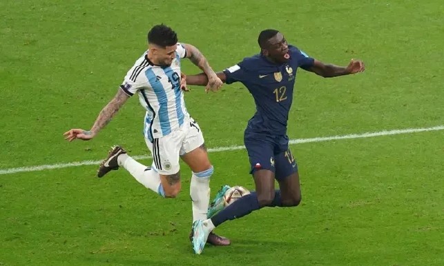 世界杯》梅西雙響 姆巴佩3球 阿根廷點勝法國奪冠